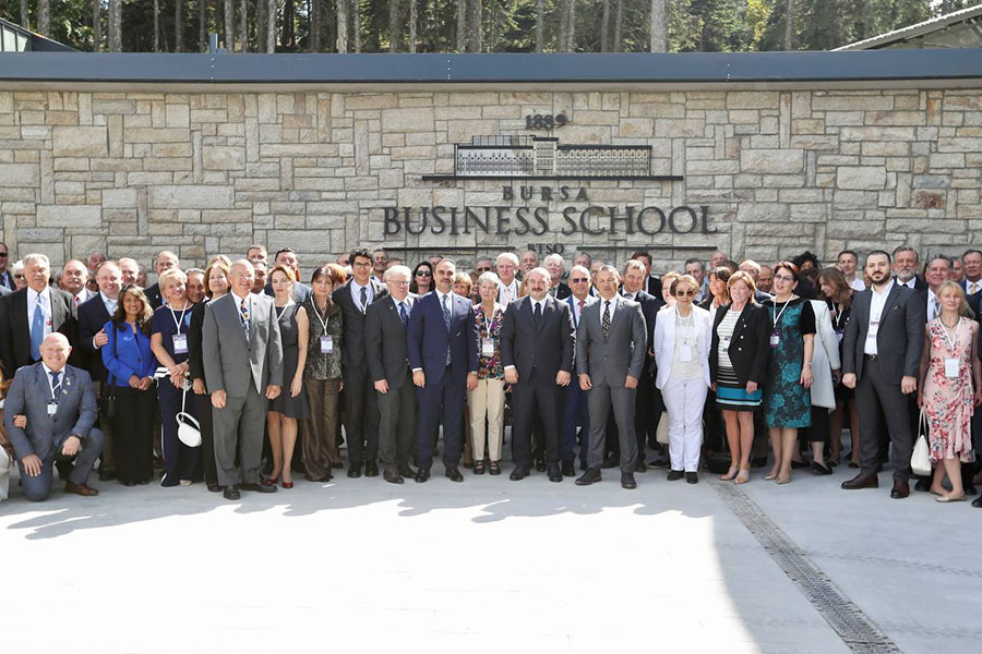 70’İ AŞKIN ASTRONOT BURSA’DA