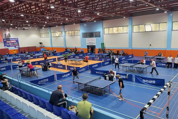 BUSKİ masa tenisi ekibi,  Bursa şampiyonu oldu