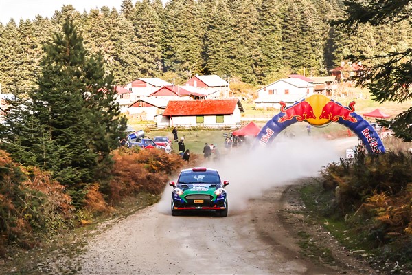 100. Yıl Rallisi’nde kazanan Ali Türkkan oldu