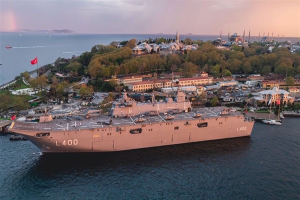 TCG Anadolu İstanbul’da halkın ziyaretine açılacak