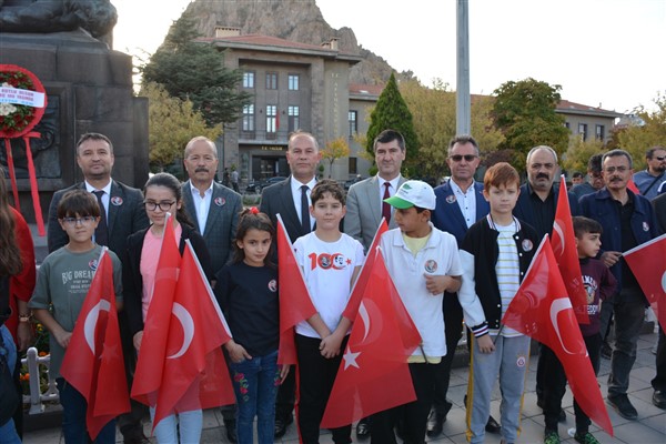 Türk Eğitim Sen: “Bayramımız kutlu olsun Cumhuriyetimiz 100 yaşında”