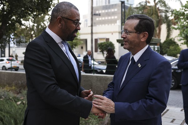 İngiltere Dışişleri Bakanı Cleverly, İsrail’e gitti