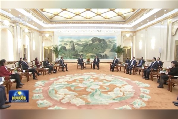 Xi, Kaliforniya Valisi Newsom’u kabul etti