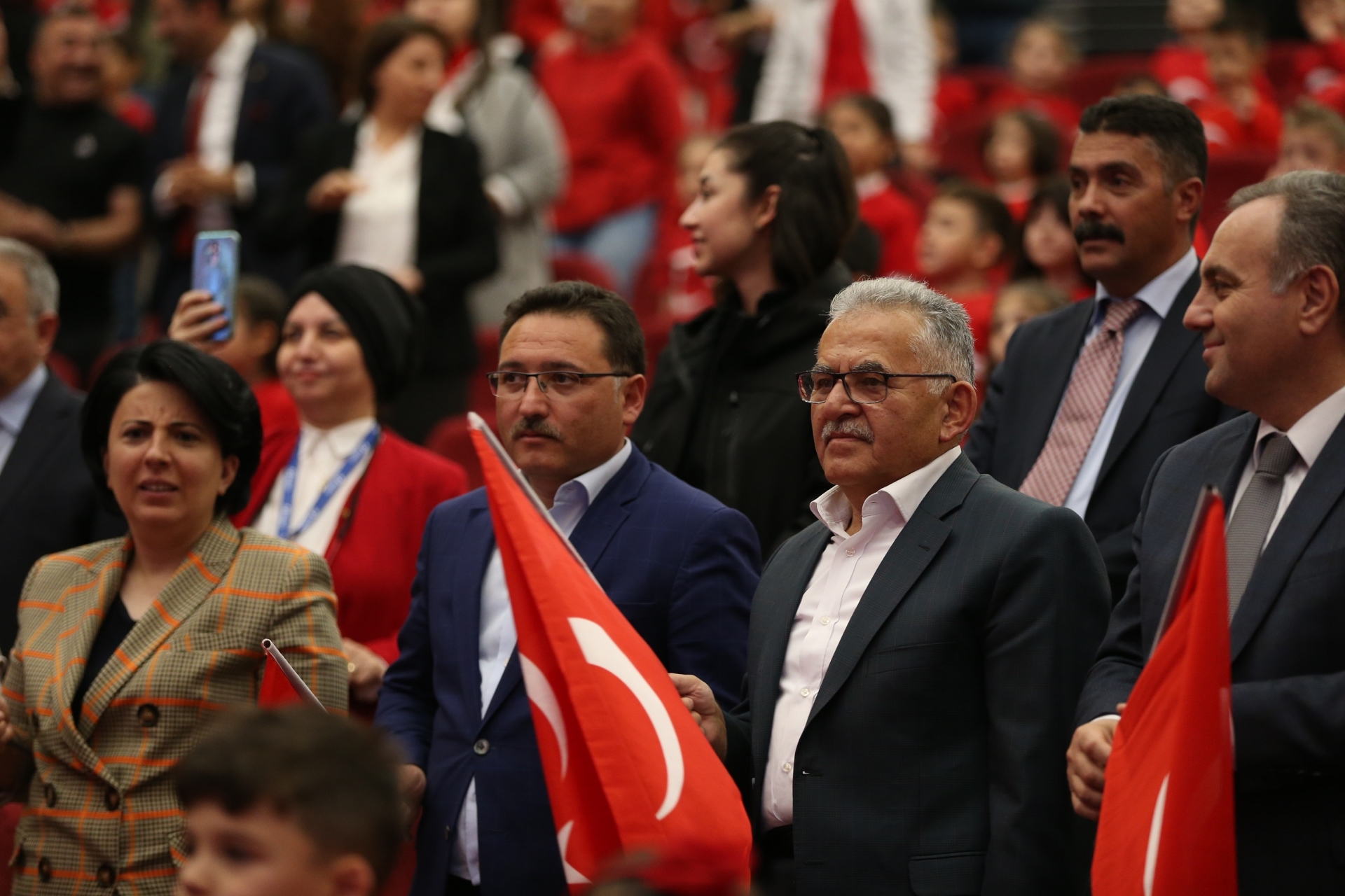 Başkan Büyükkılıç: “Bizim için Cumhuriyet, halka hizmettir”