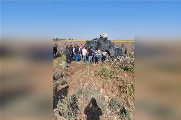 Şanlıurfa’da zırhlı askeri araç devrildi