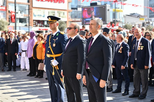 Esenyurt’ta 100. yıl coşkusu