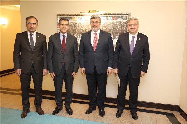 AK Partili vekillerden Afyonkarahisar’a yatırım müjdesi