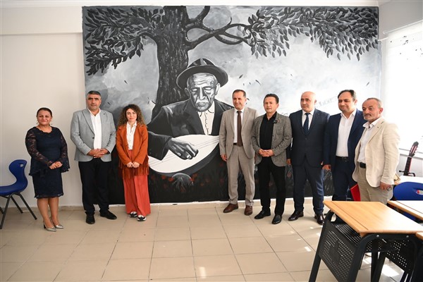 Aşık Veysel vefatının 50’nci yıl dönümünde Tuzla’da anıldı