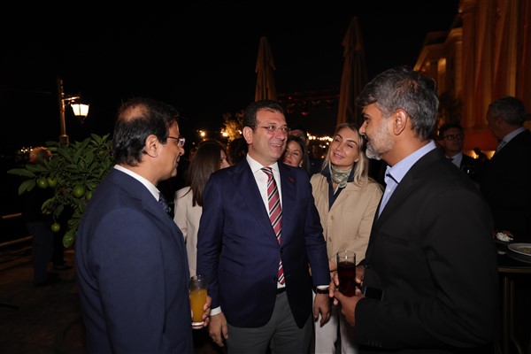 İmamoğlu: “İstanbul, hayal gücümüze, kalıcı ortaklıklarımıza ilham versin”