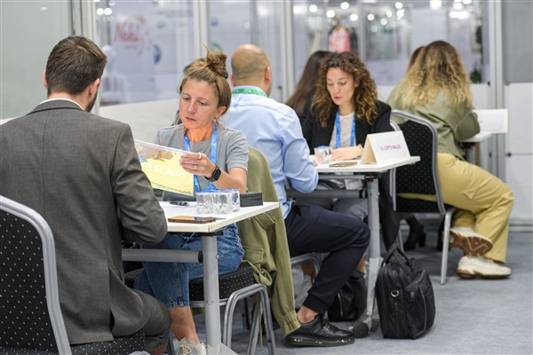 Hayır giyim sektörünün kalbi Fashion Prime’da attı