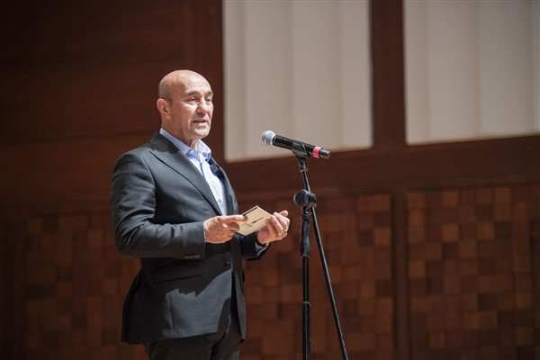 Başkan Soyer: “Barışa sımsıkı sarılmalıyız”