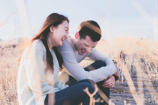 Gülümseme ve gülme en iyi ağrı kesiciden daha etkili