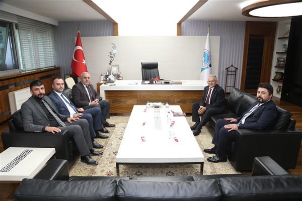 Başkan Büyükkılıç’a, MHP İl Başkanı Demirezen’den ziyaret