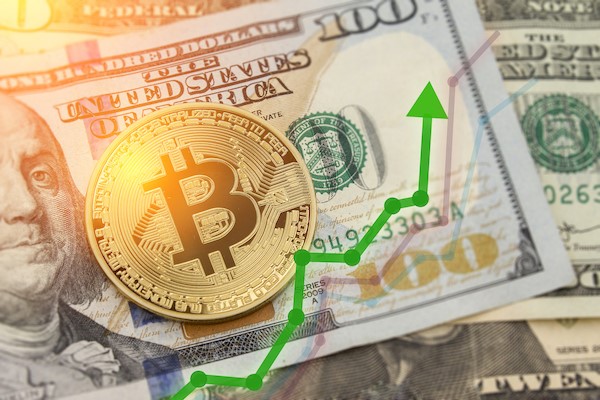 Bitcoin’in performansı, S&P 500 ve Nasdaq’ı geride bıraktı