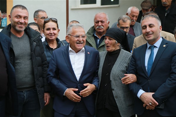 Başkan Büyükkılıç’tan Sarız ilçesine ziyaret