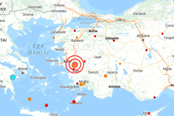 İzmir’de deprem