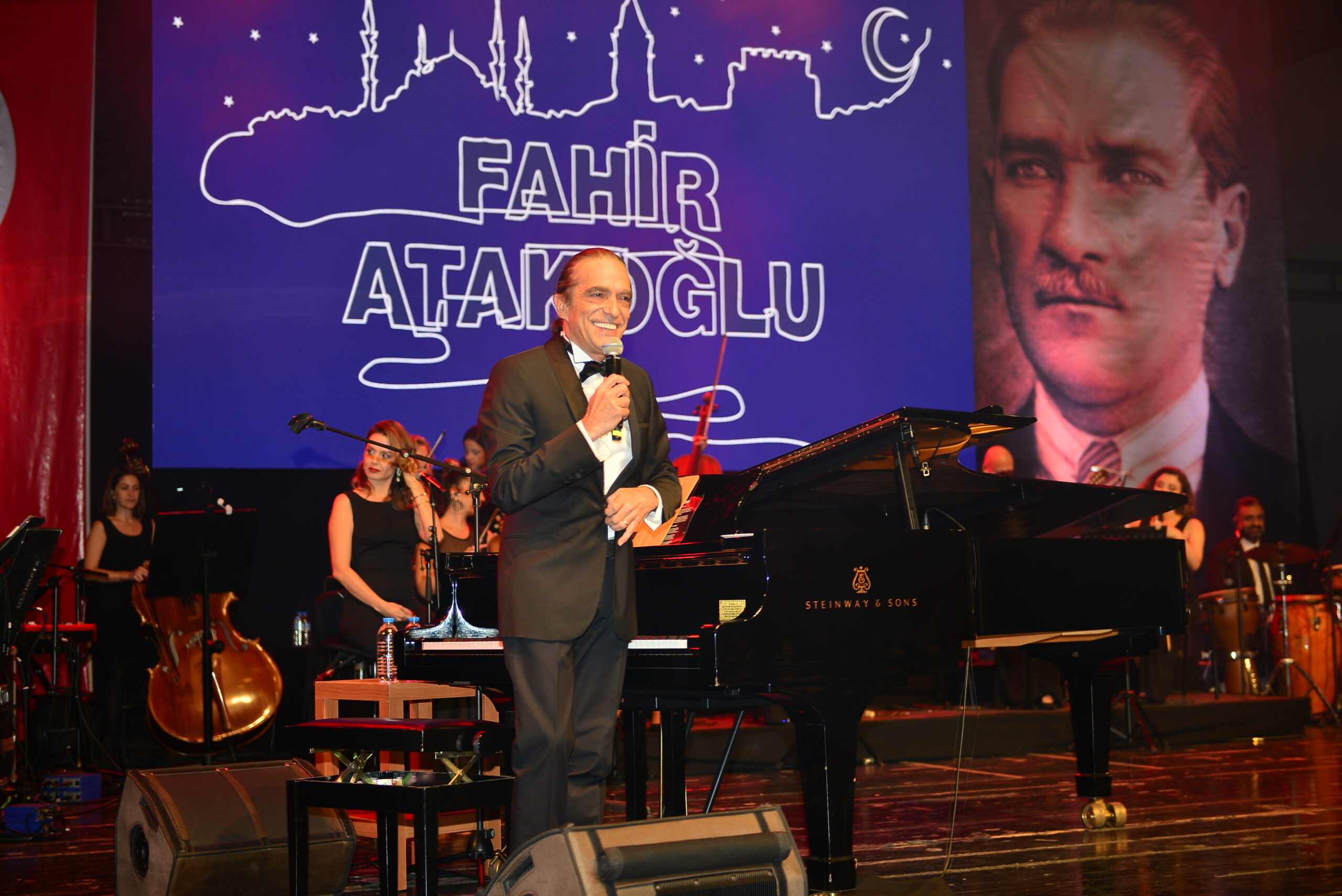 Atakoğlu yönetti, USADER Korosu söyledi