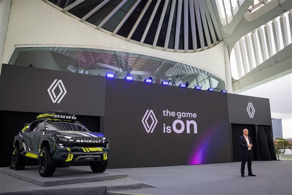 Renault, uluslararası pazarlarda daha karlı büyüme için sekiz yeni modelini duyurdu