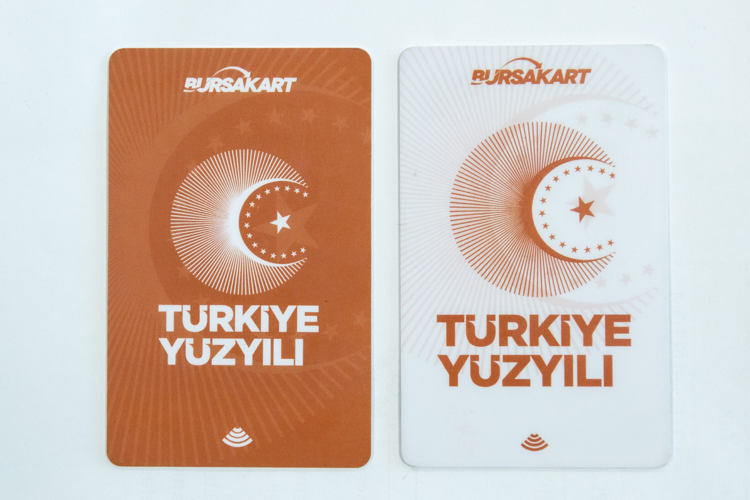 Bursa’da Cumhuriyet’e özel Bursakart piyasaya sürüldü