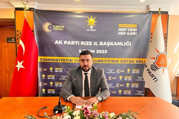 Büyük: “AK Parti yenilendikçe güçlenen bir dava hareketi olmuştur”