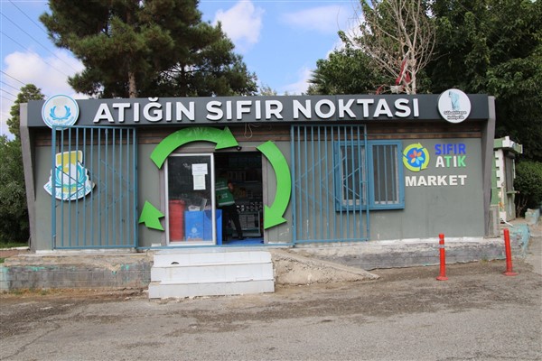 Haliliye’de Sıfır Atık Marketleri ilgi görüyor