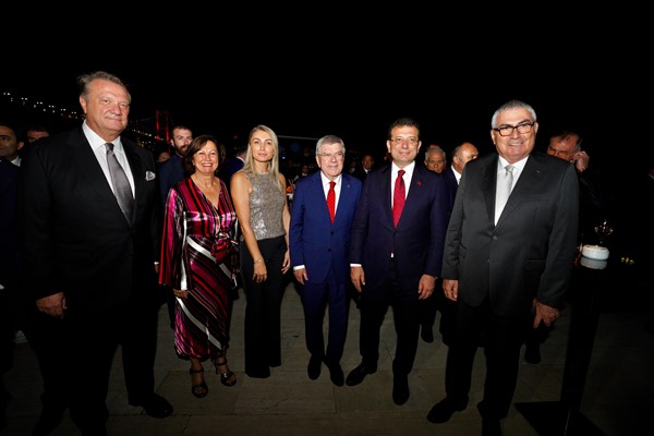 İmamoğlu: “Konu Türkiye olduğunda hepimiz hedefler etrafında kenetleniriz”