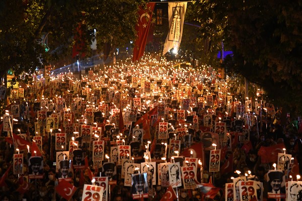 Cumhuriyetin 100. yılı, Kadıköy’de coşkuyla kutlanıyor