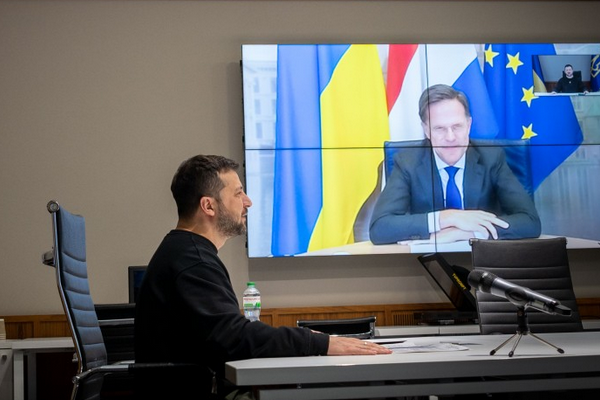 Zelenski ile Rutte, Ukrayna ve Orta Doğu’daki durumu görüştü