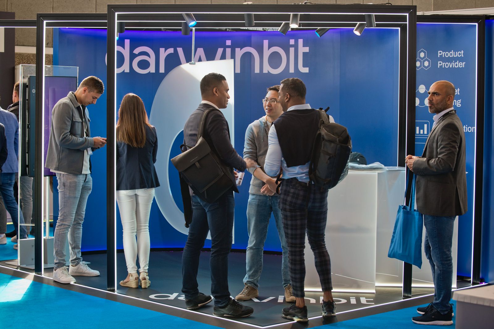 Dubai’de düzenlenen WOW Summit’e katılan darwinbit, MENA pazarına giriş yapıyor