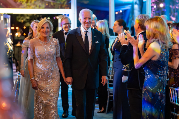 Biden: “ABD ve Avustralya, daha iyi bir gelecek için savaşma cesaretimizi kutladı”