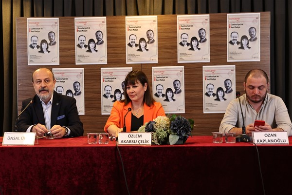 Kütüphane Günleri’nde “Cumhuriyet ve Yeni Medya” konuşuldu