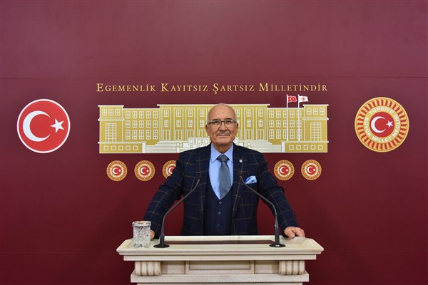 İYİ Partili Kocamaz: “İşçiyi çıkarırsınız ancak tazminatını vermeniz gerekir”