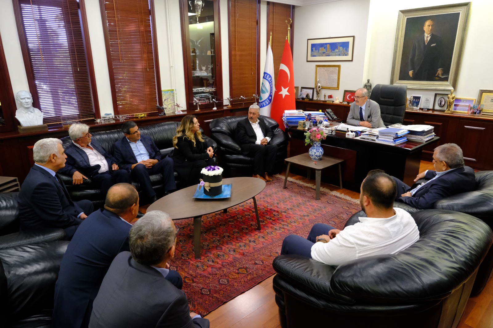 CHP Pamukova heyetinden Başkan Büyükerşen’e ziyaret