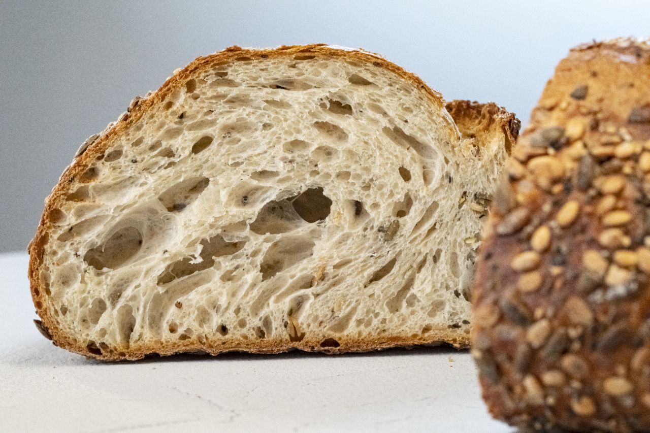 Ekşi maya ekmek israfını da önlüyor