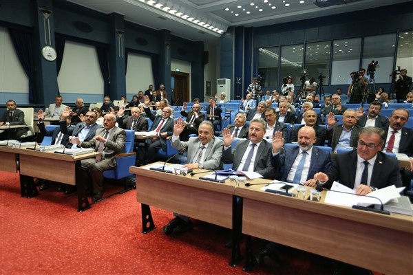Kayseri Büyükşehir Belediye Meclisi, 94 maddeyi karara bağladı