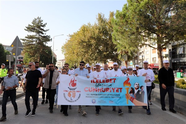 Cumhuriyet Yürüyüşü beşinci günde Seyitgazi’de