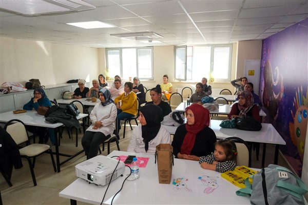 Eskişehir’in ilçelerinde kadın sağlığı eğitimleri devam ediyor