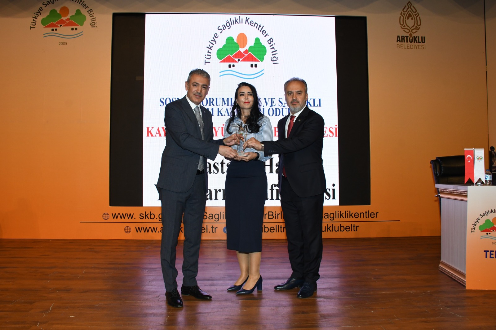 Hasta ve Hasta Yakınları Misafirhanesi projesine ödül