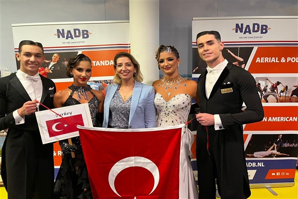 Dansta Rotterdam’da Türk rüzgarı esti