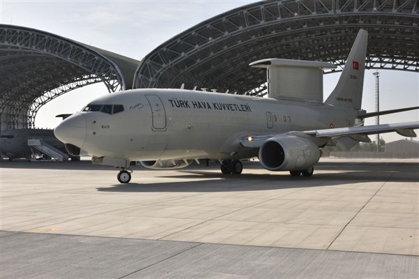 Havadan İhbar Kontrol Uçağı ile Romanya üzerinde görev uçuşu gerçekleştirildi
