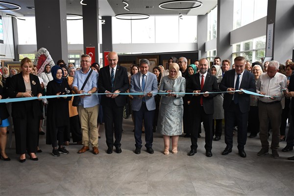 Cumhuriyetin 100. yılına özel Zirve Eserler Sergisi