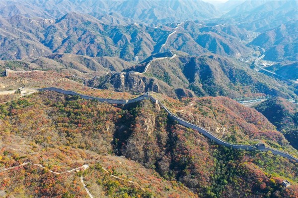 Arkeologlar, Çin Seddi’nde 59 adet antik taş el bombası buldu