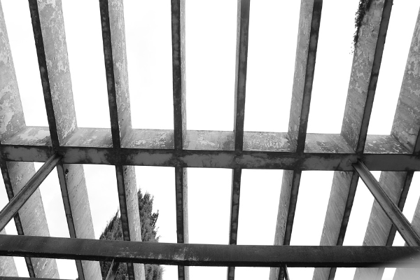 Ukrayna Dışişleri Bakanlığı: “Rusya, Slavuta’da yaklaşık 300 binayı hasara uğrattı”