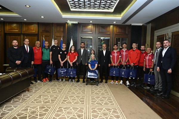 Başkan Aktaş, sporcuları ağırladı