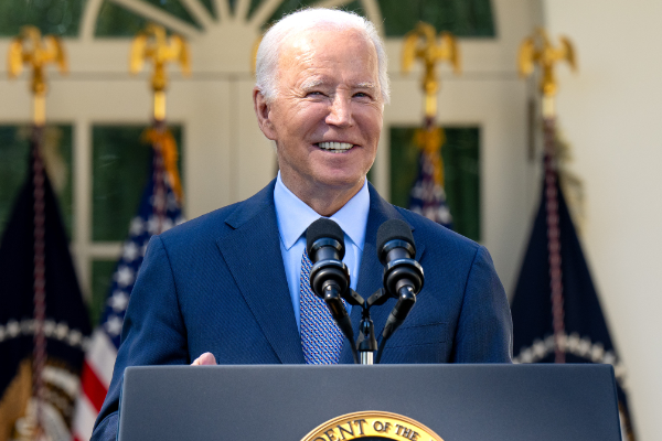 Biden: “İsrailli ve Filistinliler, barış içinde yaşamayı hak ediyor”