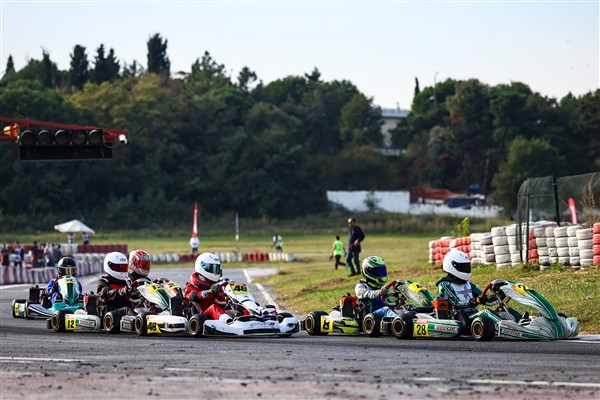 Türkiye Karting Şampiyonası’nın 6. ayak mücadelesi Körfez Yarış Pisti’nde yapıldı