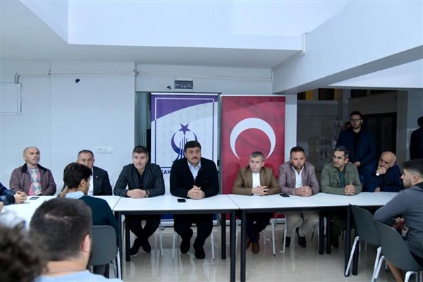 Başkan Oğuz: “Bu yıl bin öğrencimize burs veriyoruz”