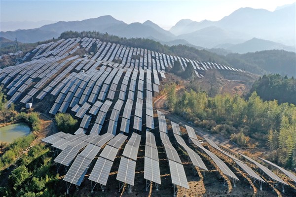 Çin, 8 ayda 1.5 trilyon yuanlık enerji yatırımı yaptı