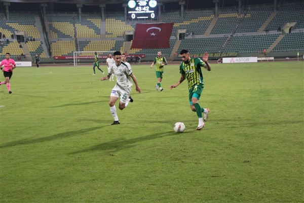 Astor Enerji Şanlıurfaspor: 0 Giresunspor: 0