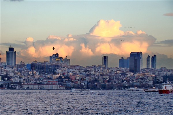 İstanbul Boğazı’nda 100 savaş gemisiyle yapılacak geçit töreni hazırlıkları tamamlandı